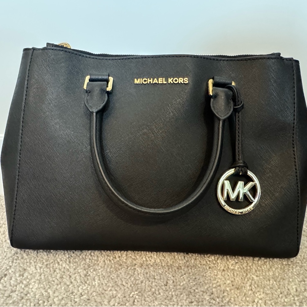 Michael Kors Black Leather Sutton Handbag